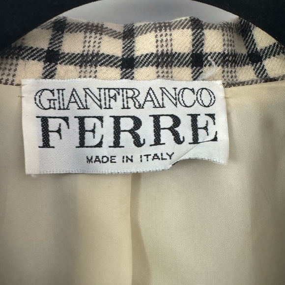 VINTAGE GIANFRANCO FERRE Ivory with Black Checkered Blazer - Picture 2 of 5